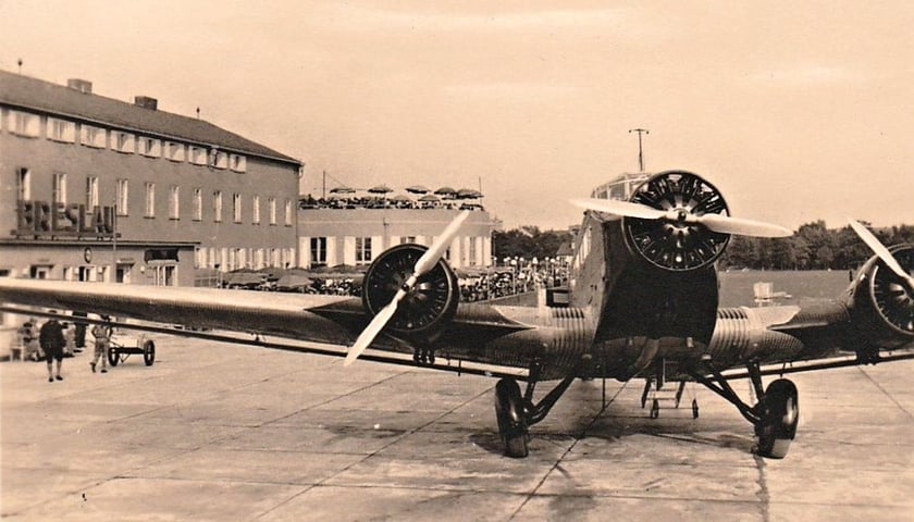 Lata 1935-1939, źródło: Repozytorium Cyfrowe Instytutów Naukowych / fotopolska.eu