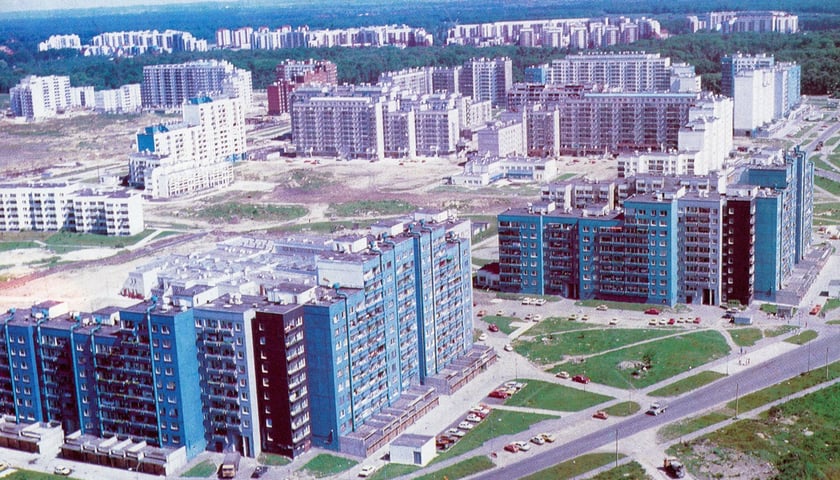 Lata 1988-1990, Wrocław z lotu ptaka /1992/ Tadeusz Drankowski, Olgierd Czerner Ossolineum Wrocław - Warszawa - Kraków 1992 / fotopolska.eu