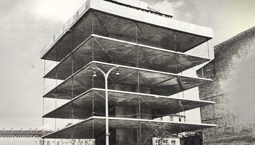 Trzonolinowiec ? Wrocławski Dom Roku 1967 budowano przez 6 lat. To jedyny taki budynek w Polsce