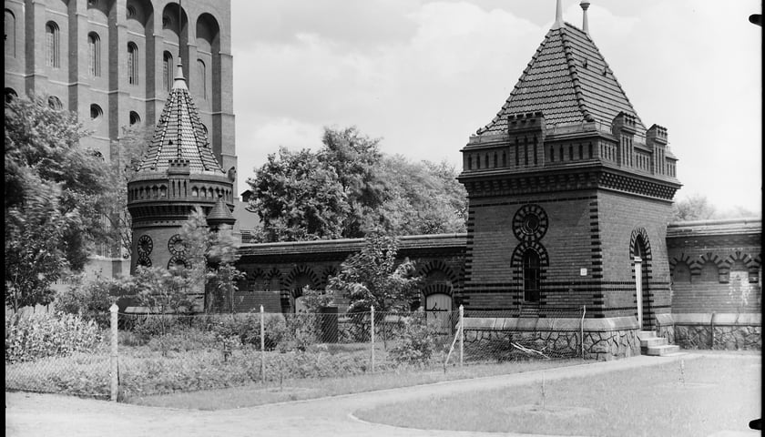 Na zdjęciu widać obiekty, w których od 2015 roku działa Hydropolis