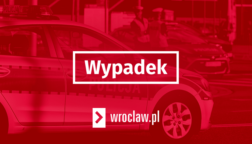 Na grafice informacja o wypadku pod Wrocławiem. Zdjęcie ilustracyjne