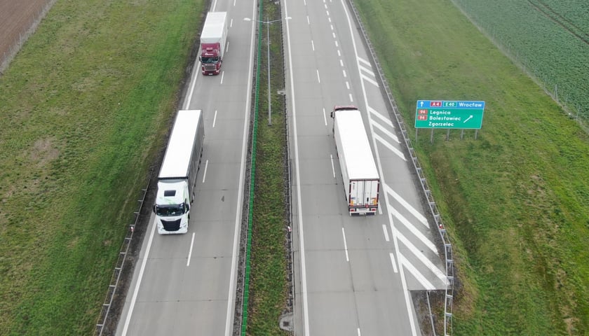 Na zdjęciu widok na autostradę A4 na odcinku między Krzyżową a Legnicą.