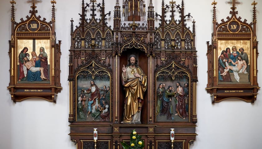 Wnętrza wrocławskich kościołów
