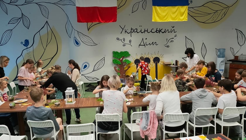 Na zdjęciu zajęcia dla dzieci w Domu Ukraińskim we Wrocławiu