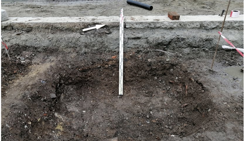 Wykop badawczy archeologów