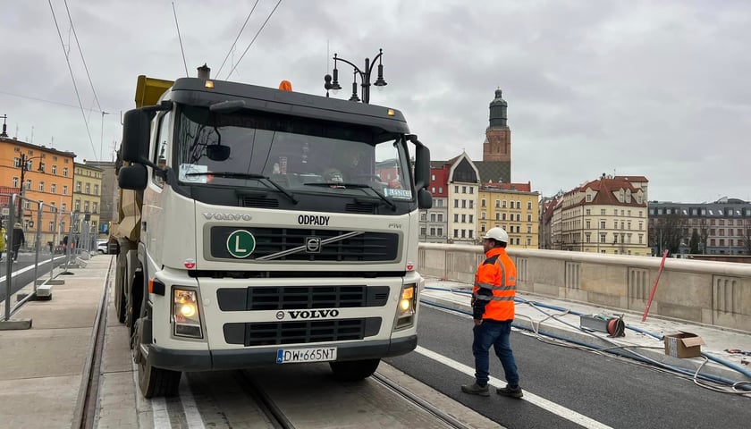 Powiększ obraz: Remont mostów Pomorskich