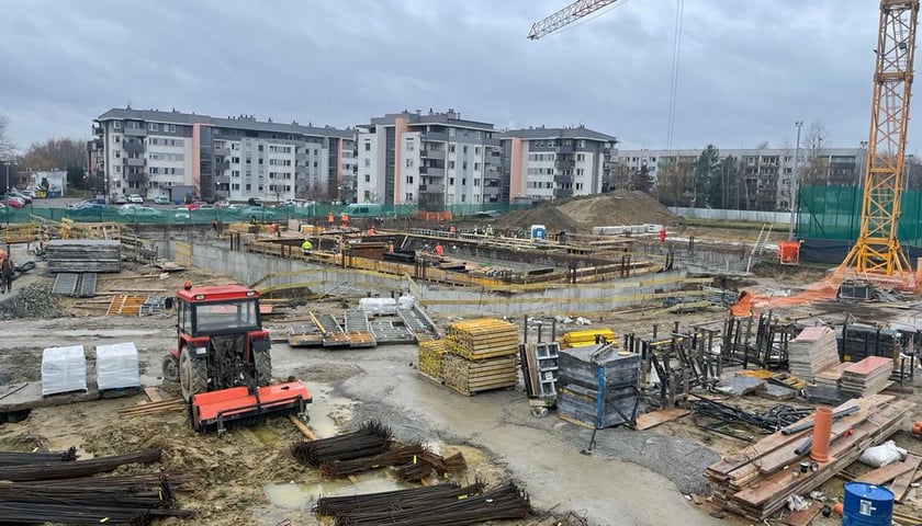 Na zdjęciu: budowa aquaparku przy ulicy Wilanowskiej we Wrocławiu 