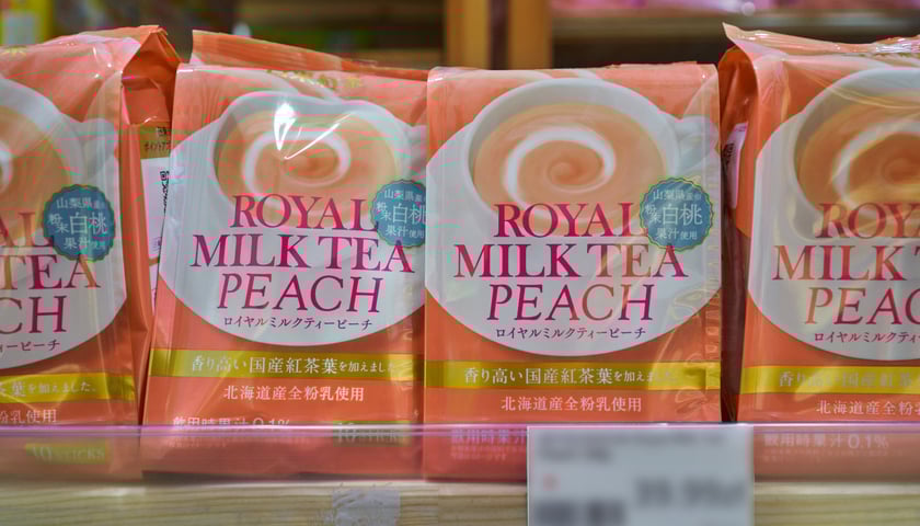<p>W Okashi na Malarskiej 25 znajdziemy specjały z azjatyckich sklep&oacute;w</p>