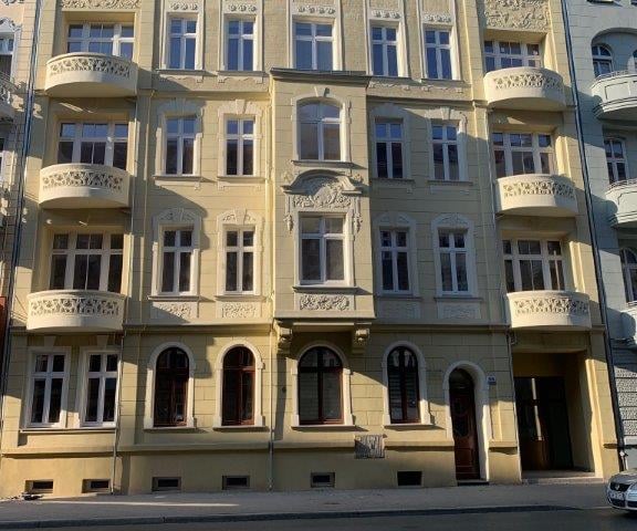 Wyszyńskiego 70, koszt prac: 3,5 mln. Wykonawca: Zarząd Zasobu Komunalnego