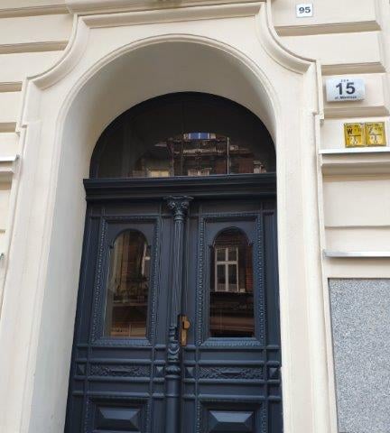 Kamienica przy ul. Miernicza 15 wyremontowana została za 3,44 mln zł. Wykonawca: Zarząd Zasobu Komunalnego