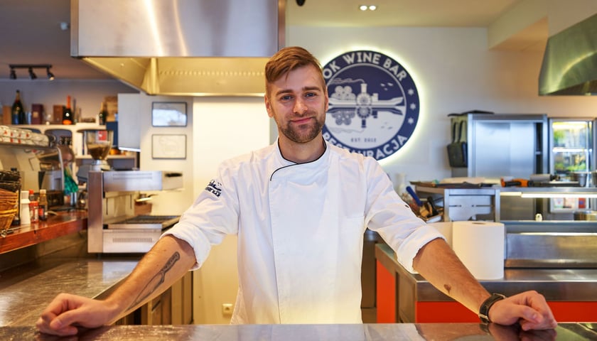 Rafał Dudziński, szef kuchni OKWineBar