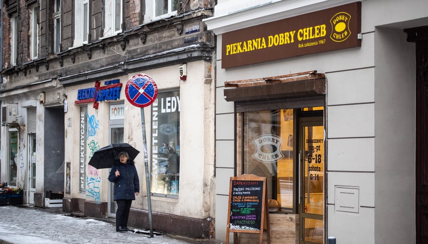 <p>Piekarnia Dobry Chleb</p>