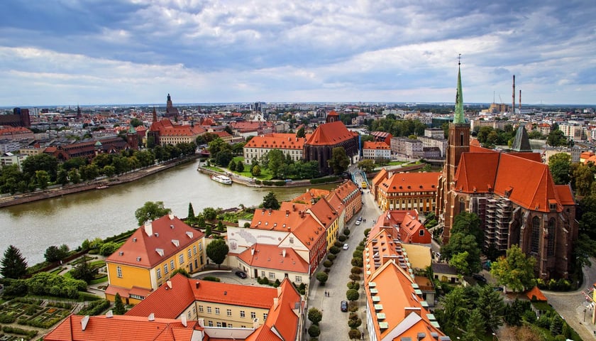 Na zdjęciu widać panoramę Wrocławia 