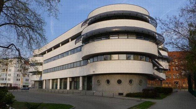 ZUS zawiesza obsługę klientów w oddziałach do 27 marca