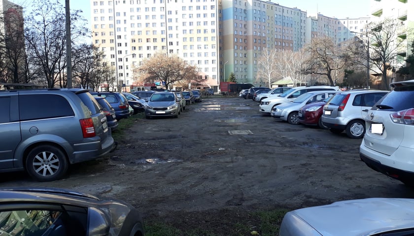 Parking przy ul. Krynickiej
