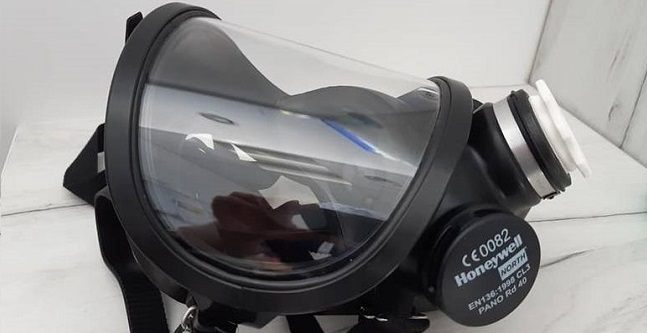 Łącznik umożliwiający podłączenie jednorazowych filtrów do masek