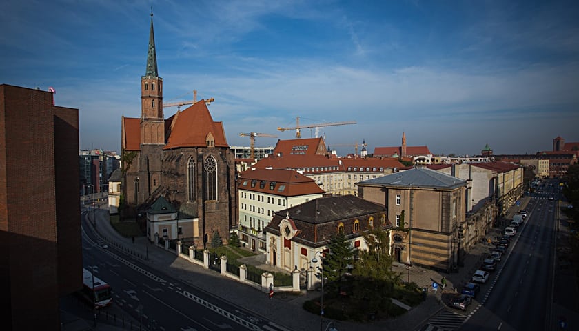 Widok na kościół dominikanów we Wrocławiu