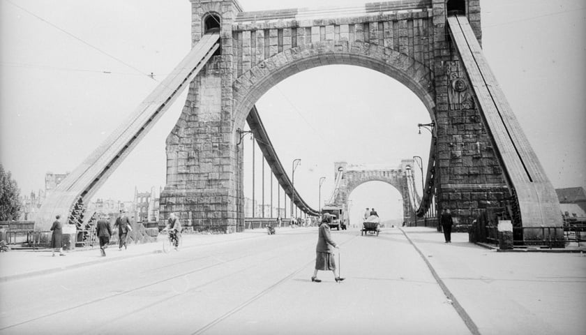 Most Grunwaldzki we Wrocławiu w latach 1946-48