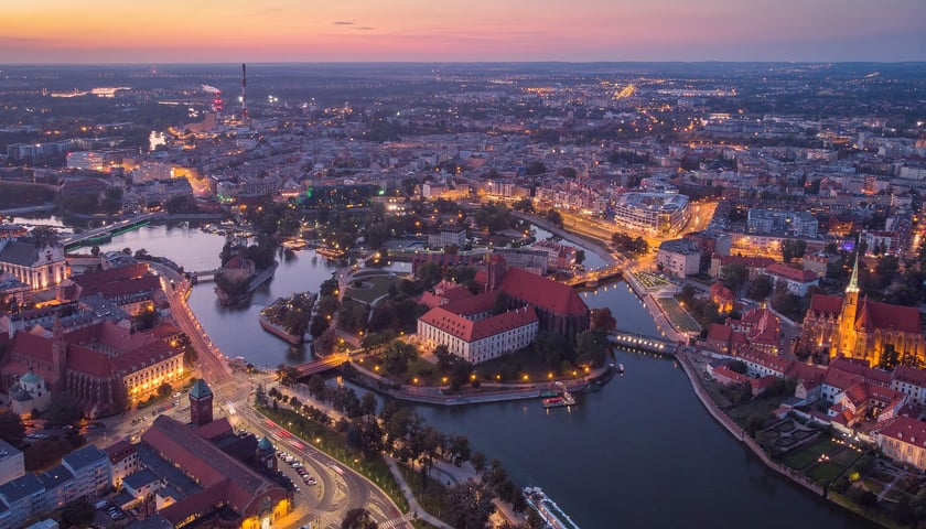 panorama Wrocławia, zdjęcie z drona