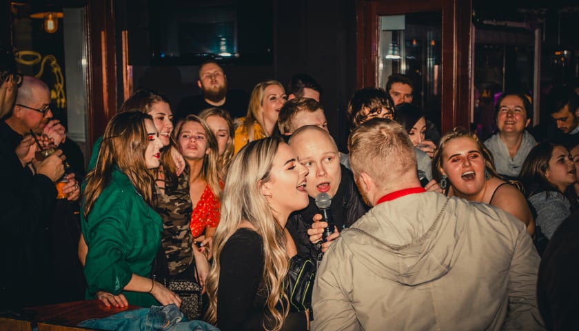 Karaoke, zdjęcie ilustracyjne