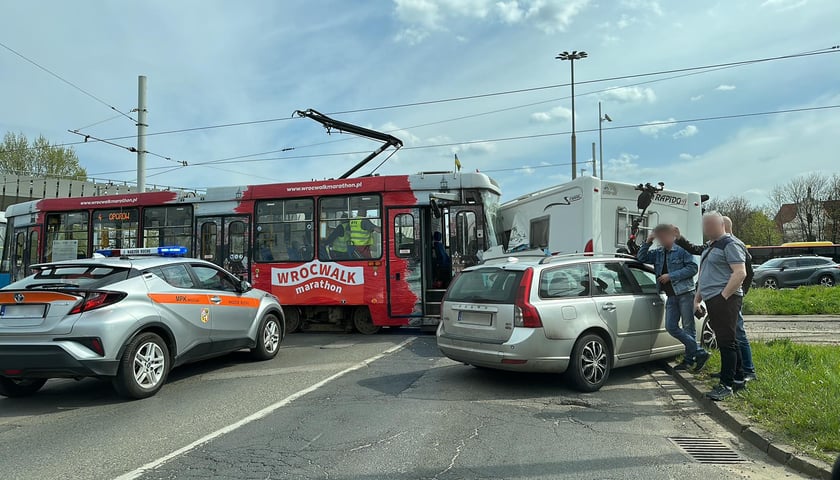Wypadek na pl. Społecznym we Wrocławiu