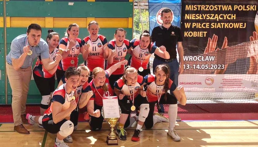 Siatkarki Świtu Wrocław ze złotymi medalami