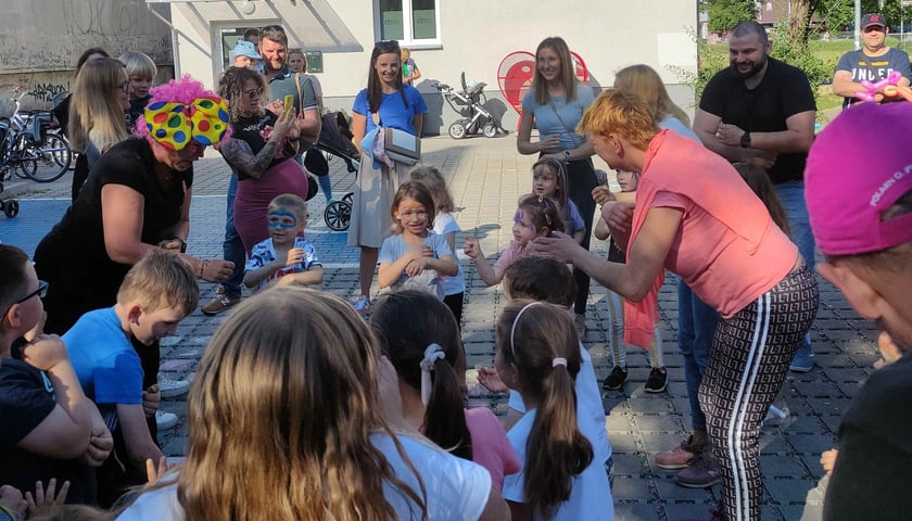 DuoSfera  -  Centrum Aktywności Lokalnej Karłowice-Różanka
