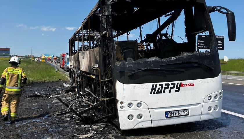 Pożar autokaru na A4