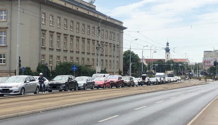 korek na Wyszyńskiego