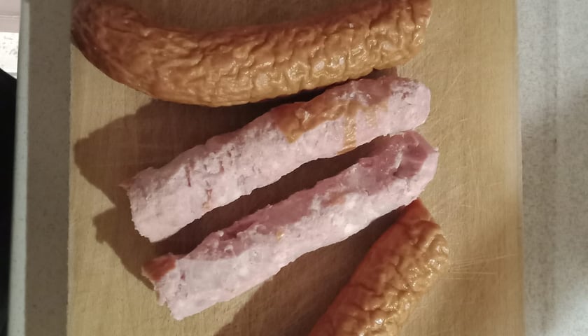 Składniki na leczo. Kiełbasa