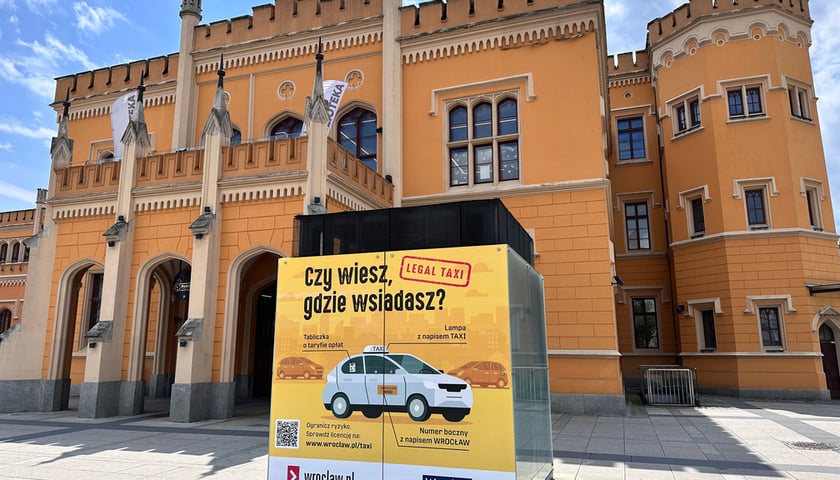 Kampania ?Legalna taksówka" jest już widoczna w turystycznych miejscach, także na Dworcu Głównym