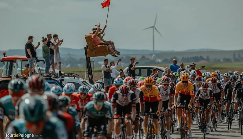 Peleton kolarzy Tour de Pologne