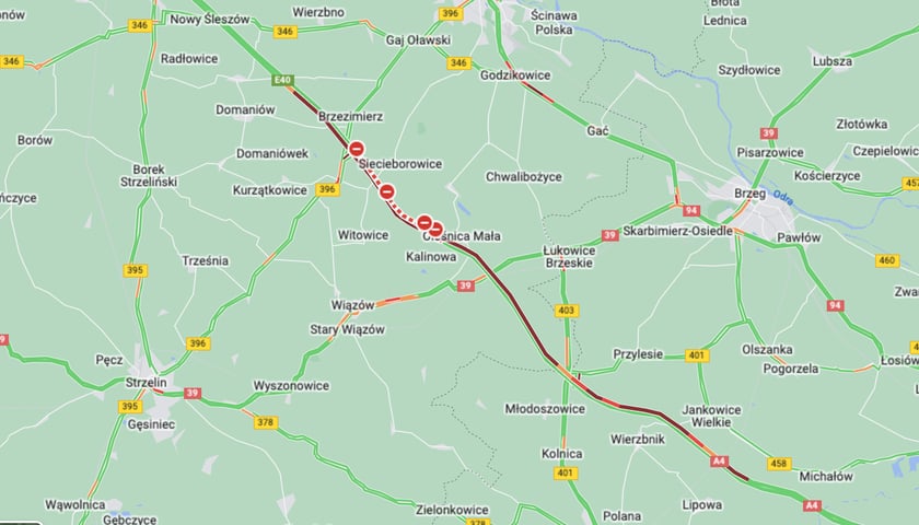 Kilka zdarzeń drogowych w jednym miejscu. Korki są ogromne na autostradzie A4