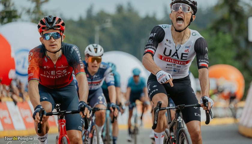 Zawodnicy na trasie trzeciego etapu Tour de Pologne 2023