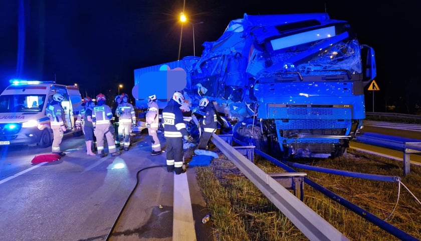 Zderzenie ciężarówek na autostradzie A4 