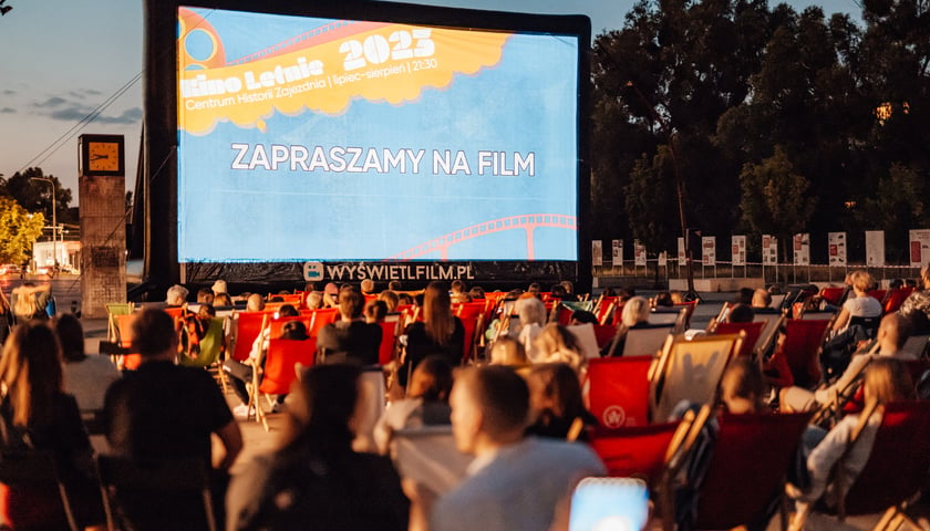 Kino Letnie w Centrum Historii Zajezdnia