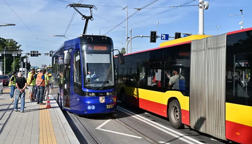 Tramwaje jeździły trasą na Nowy Dwór na razie tylko testowo. Od 3 września - pojadą już codziennie

