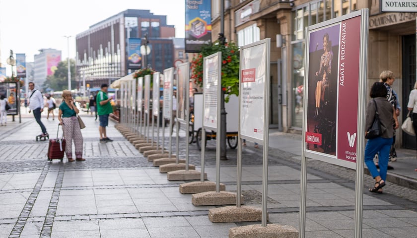 <p>Otwarcie wystawy Wrocławianka Roku 2022 i konferencja informująca o rozpoczęciu tegorocznej edycji plebiscytu</p>