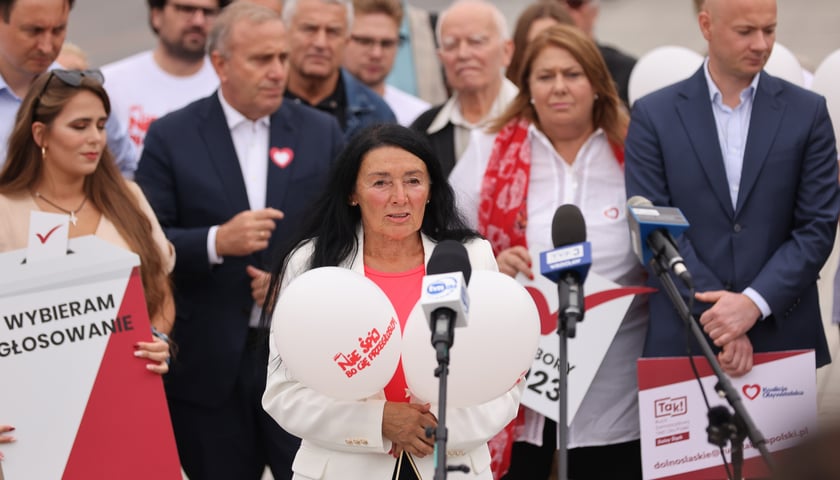 Kampania profrekwencyjna we Wrocławiu, prof. Alicja Chybicka
