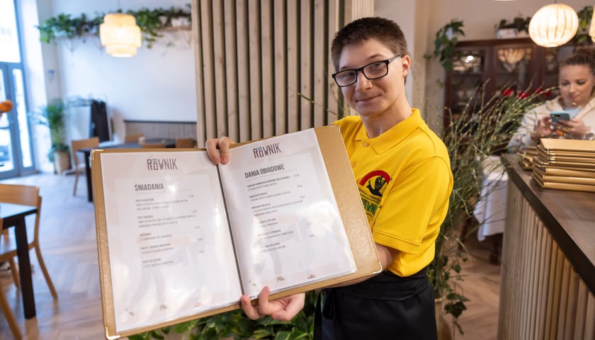 Cafe Równik znów działa!