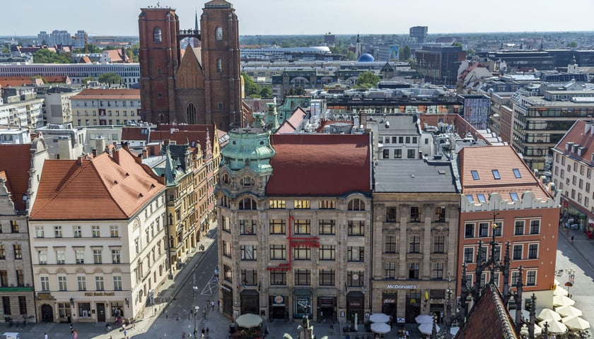 Dom Handlowy "Feniks", widok z wieży wrocławskiego Ratusza