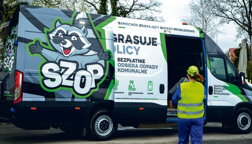 W listopadzie na ulice Wrocławia wraca SZOP, czyli Samochód Zbierający Odpady Problemowe (na zdjęciu)