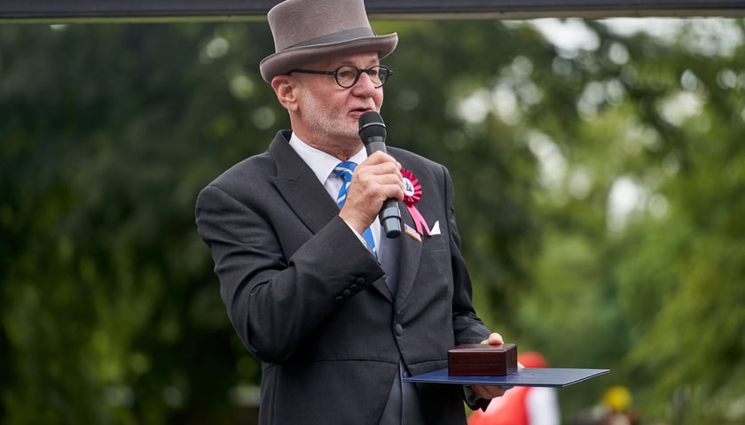 Jerzy Sawka, dyrektor Wrocławskiego Toru Wyścigów Konnych - Partynice