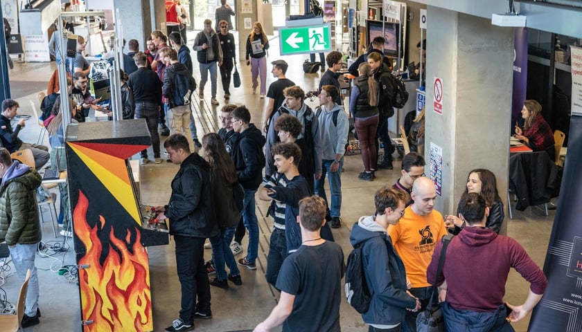 <p>Dzień Aktywności Studenckiej (DAS) na Politechnice Wrocławskiej&nbsp;</p>