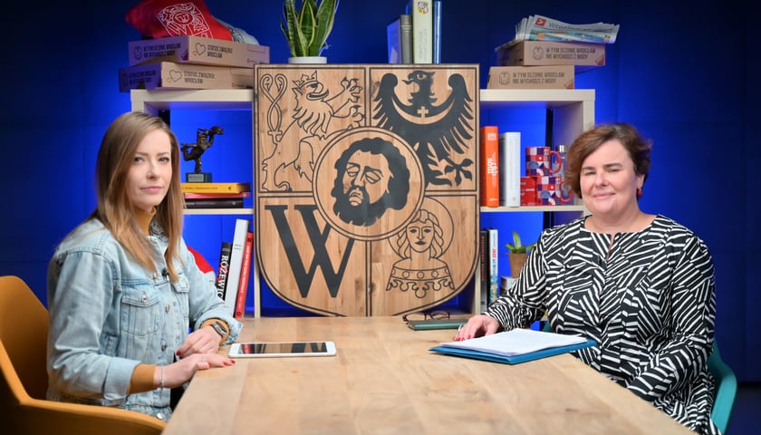 Dziennikarka Wroclaw.TV w rozmowie z Anną Ciesłowską z Zarządu Cmentarzy Komunalnych