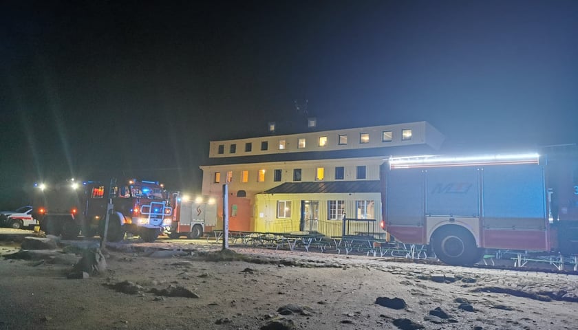 Akcja ratunkowa w Domu Śląskim w Karkonoszach
