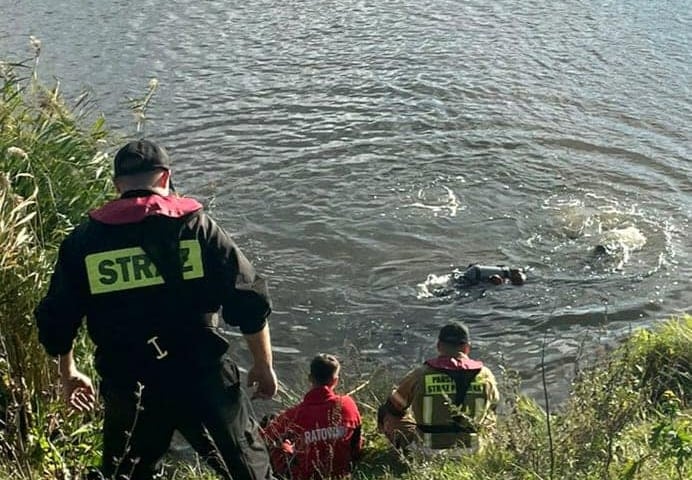 Akcja poszukiwawcza po zgłoszeniu tonięcia człowieka w Odrze