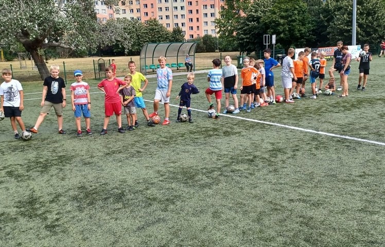 <p>Sportowy Gaj</p>