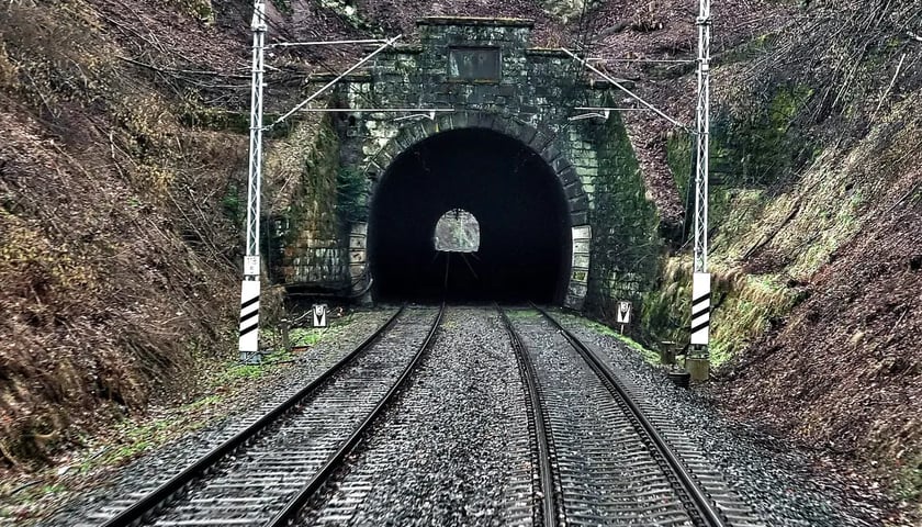 Tunel kolejowy w Trzcińsku 