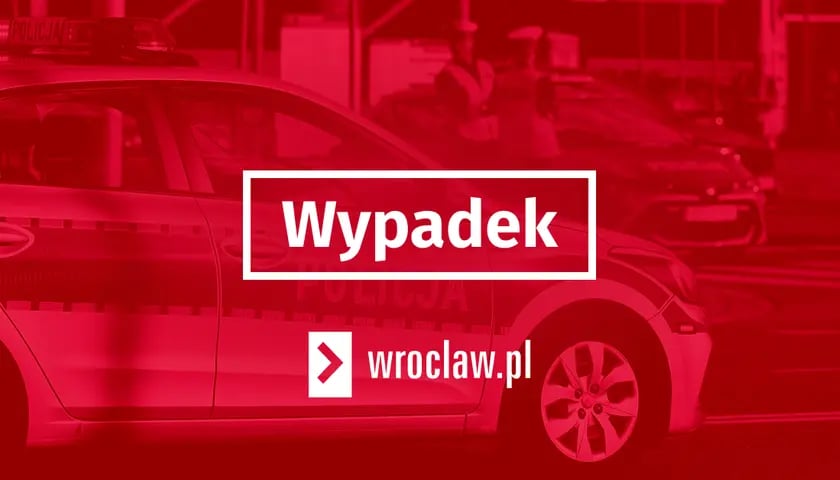Czerwona plansza z napisem "Wypadek"